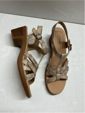 Clark’s shoes size 10 M